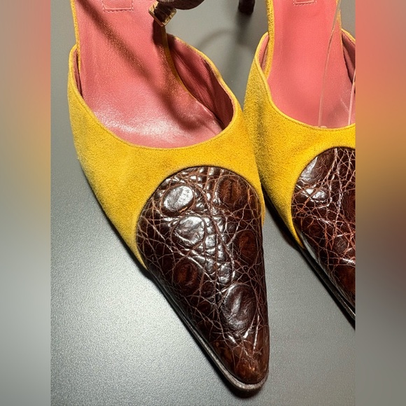 SERGIO ROSSI Vintage Suede and Leather Ankle Strap Heels - Picture 11 of 13